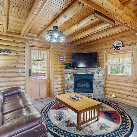 Pine Cone Cabin Gatlinburg Exterior photo